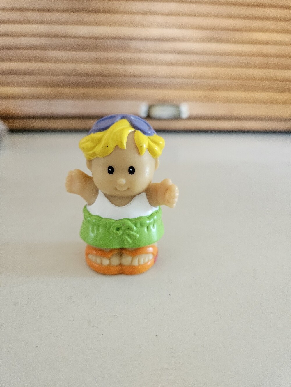 2008 Fisher-Price Little People Beach Boy Eddie